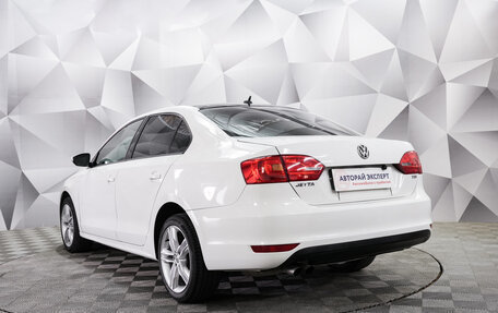 Volkswagen Jetta VI, 2012 год, 1 100 000 рублей, 3 фотография