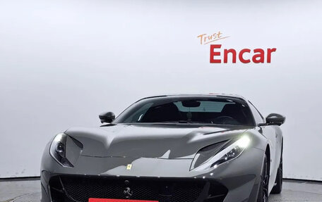 Ferrari 812, 2021 год, 3 фотография