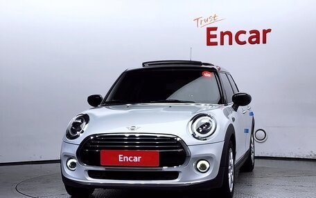 MINI Hatch, 2020 год, 1 459 568 рублей, 3 фотография