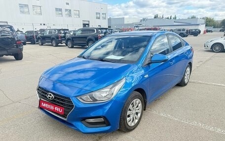 Hyundai Solaris II рестайлинг, 2017 год, 999 000 рублей, 1 фотография