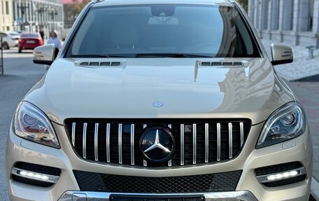 Mercedes-Benz M-Класс, 2012 год, 2 170 000 рублей, 3 фотография