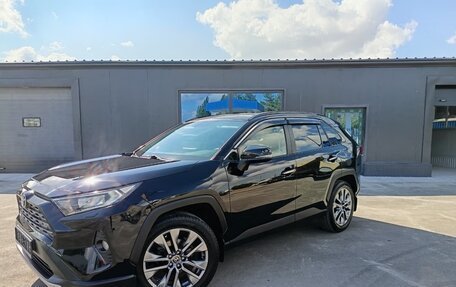 Toyota RAV4, 2020 год, 2 950 000 рублей, 3 фотография