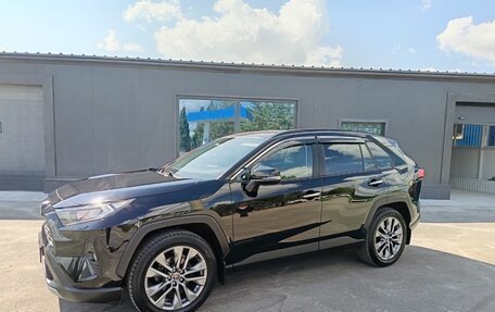 Toyota RAV4, 2020 год, 2 950 000 рублей, 19 фотография