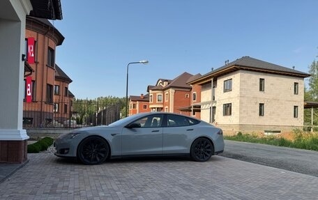 Tesla Model S I, 2015 год, 2 990 000 рублей, 4 фотография