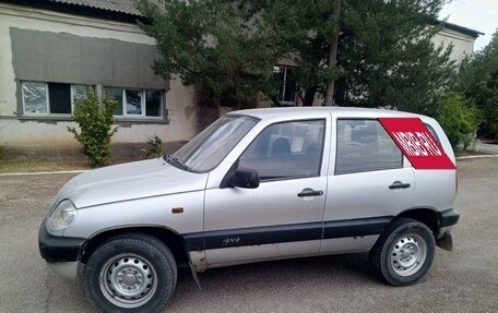 Chevrolet Niva I рестайлинг, 2004 год, 360 000 рублей, 6 фотография