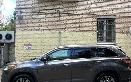 Toyota Highlander III, 2015 год, 3 200 000 рублей, 3 фотография