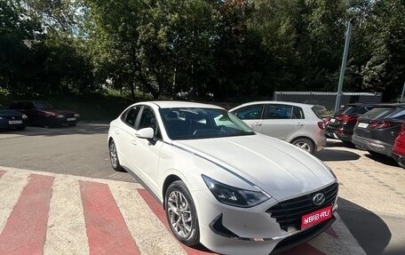 Hyundai Sonata VIII, 2021 год, 2 850 000 рублей, 1 фотография