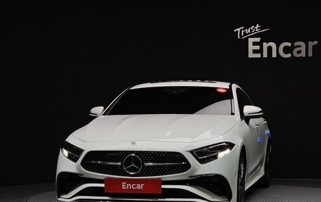 Mercedes-Benz CLS, 2022 год, 4 451 805 рублей, 3 фотография