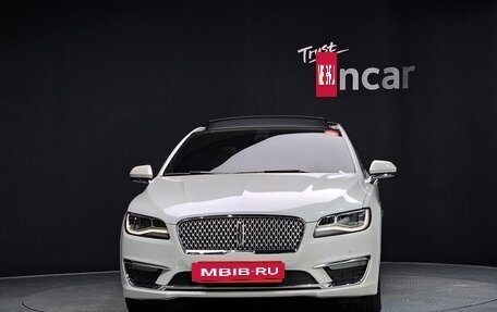 Lincoln MKZ II рестайлинг, 2019 год, 2 009 872 рублей, 3 фотография