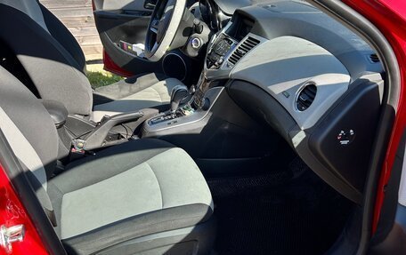 Chevrolet Cruze II, 2012 год, 800 000 рублей, 5 фотография