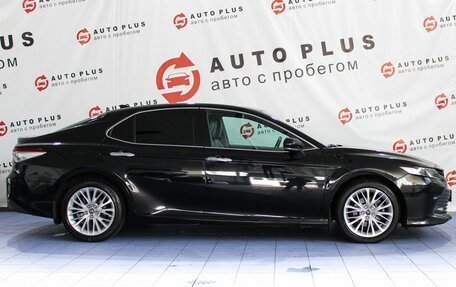 Toyota Camry, 2018 год, 2 599 000 рублей, 6 фотография