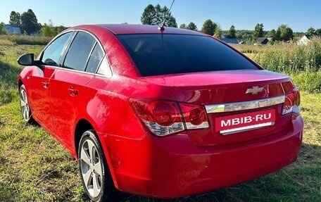 Chevrolet Cruze II, 2012 год, 800 000 рублей, 3 фотография