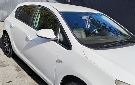 Opel Astra J, 2012 год, 750 000 рублей, 4 фотография