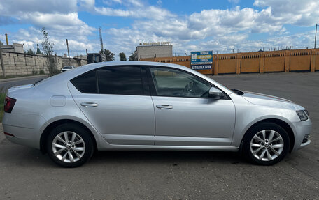 Skoda Octavia, 2018 год, 1 850 000 рублей, 5 фотография
