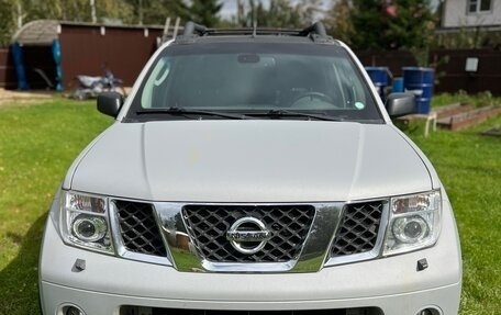 Nissan Navara (Frontier), 2007 год, 1 650 000 рублей, 1 фотография