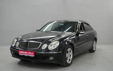 Mercedes-Benz E-Класс, 2004 год, 890 000 рублей, 1 фотография