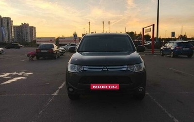 Mitsubishi Outlander III рестайлинг 3, 2014 год, 1 100 000 рублей, 1 фотография