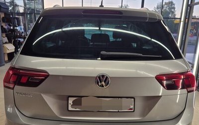 Volkswagen Tiguan II, 2019 год, 2 090 000 рублей, 1 фотография
