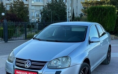 Volkswagen Jetta VI, 2007 год, 470 000 рублей, 1 фотография