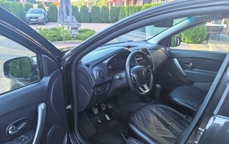 Renault Logan II, 2019 год, 770 000 рублей, 1 фотография