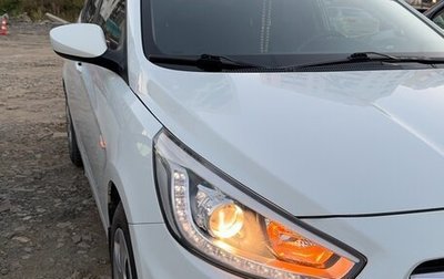 Hyundai Solaris II рестайлинг, 2013 год, 900 000 рублей, 1 фотография