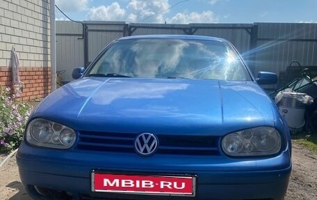 Volkswagen Golf IV, 2000 год, 330 000 рублей, 1 фотография