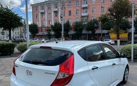 Hyundai Solaris II рестайлинг, 2015 год, 5 фотография