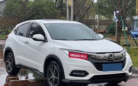 Honda Vezel, 2021 год, 1 273 000 рублей, 1 фотография