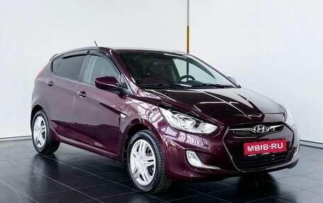 Hyundai Solaris II рестайлинг, 2011 год, 685 000 рублей, 1 фотография