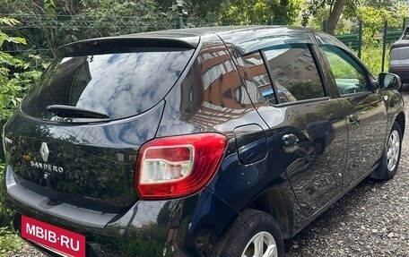 Renault Sandero II рестайлинг, 2016 год, 900 000 рублей, 4 фотография