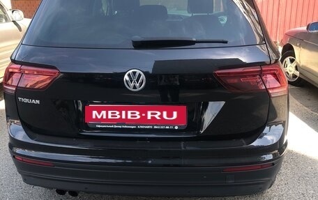 Volkswagen Tiguan II, 2018 год, 2 250 000 рублей, 3 фотография