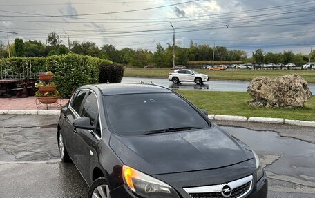 Opel Astra J, 2011 год, 480 000 рублей, 2 фотография