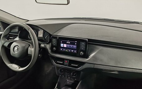 Skoda Rapid II, 2021 год, 1 455 000 рублей, 11 фотография