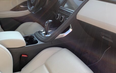 Jaguar E-Pace, 2018 год, 2 970 000 рублей, 7 фотография