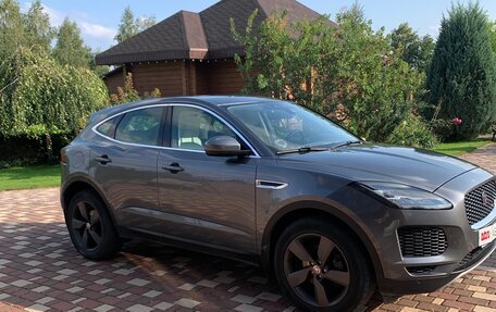 Jaguar E-Pace, 2018 год, 2 970 000 рублей, 10 фотография