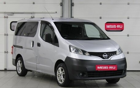 Nissan NV200, 2015 год, 1 300 000 рублей, 3 фотография