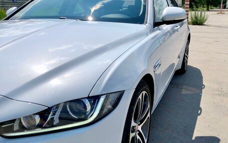 Jaguar XE I рестайлинг, 2015 год, 1 650 000 рублей, 5 фотография