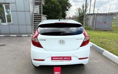 Hyundai Solaris II рестайлинг, 2016 год, 990 000 рублей, 5 фотография