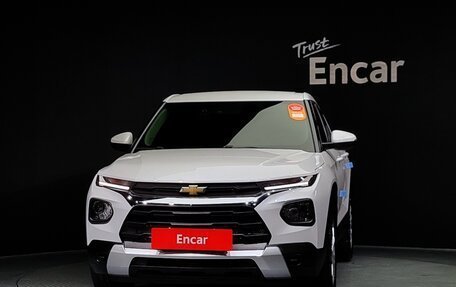 Chevrolet TrailBlazer, 2021 год, 1 371 914 рублей, 3 фотография