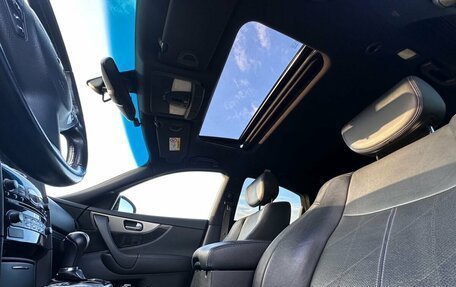 Infiniti QX70, 2015 год, 2 780 000 рублей, 3 фотография