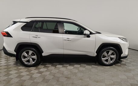 Toyota RAV4, 2019 год, 2 525 000 рублей, 4 фотография