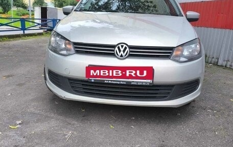 Volkswagen Polo VI (EU Market), 2015 год, 850 000 рублей, 3 фотография