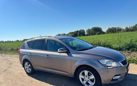 KIA cee'd I рестайлинг, 2010 год, 700 000 рублей, 2 фотография