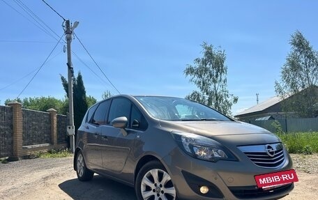 Opel Meriva, 2011 год, 825 000 рублей, 3 фотография