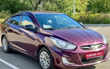 Hyundai Solaris II рестайлинг, 2013 год, 910 000 рублей, 2 фотография