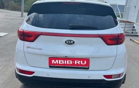 KIA Sportage IV рестайлинг, 2018 год, 2 200 000 рублей, 3 фотография