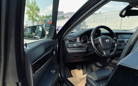 BMW 7 серия, 2012 год, 2 500 000 рублей, 3 фотография