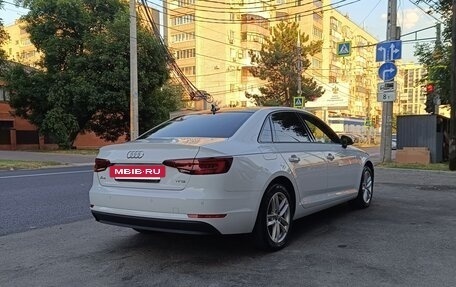 Audi A4, 2018 год, 2 350 000 рублей, 4 фотография