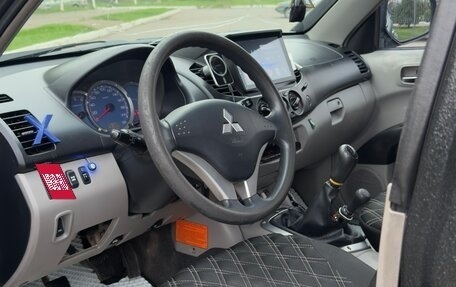 Mitsubishi L200 IV рестайлинг, 2008 год, 920 000 рублей, 4 фотография