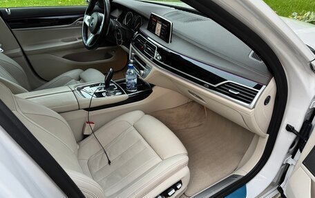 BMW 7 серия, 2018 год, 4 100 000 рублей, 6 фотография